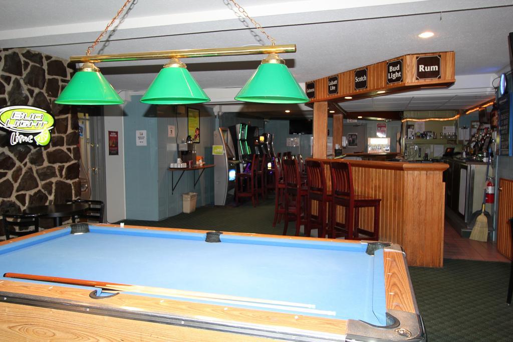 Hotel Mount Pearl Mount Pearl Park Екстериор снимка
