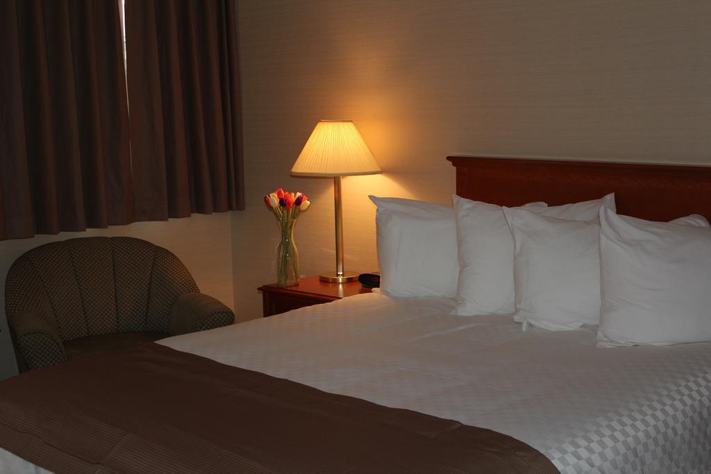 Hotel Mount Pearl Mount Pearl Park Стая снимка